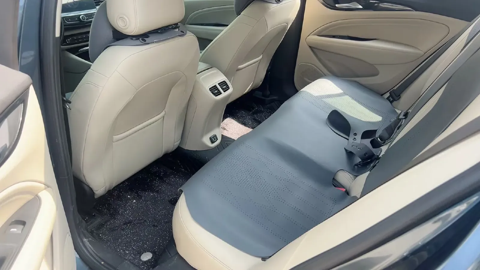 2020 Buick Regal 1.5T 169HP L4 9AT,autocango,china used car exporter,china ev exporter,chinese used car exporter,chinese used ev exporter