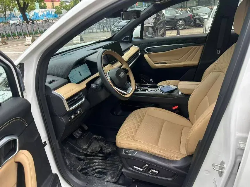 2023 Geely Okavango L 2.0T 218HP L4 7DCT,autocango,china used car exporter,china ev exporter,chinese used car exporter,chinese used ev exporter