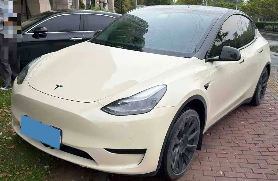 2022 Tesla Model Y BEV 60KWH,autocango,china used car exporter,china ev exporter,chinese used car exporter,chinese used ev exporter
