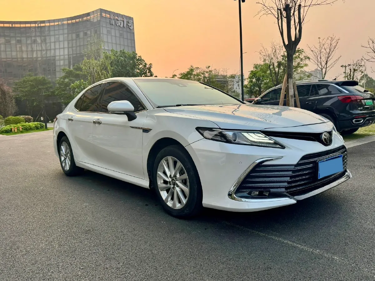 2023 Toyota Camry 2.0L 177HP L4 CVT,autocango,china used car exporter,china ev exporter,chinese used car exporter,chinese used ev exporter
