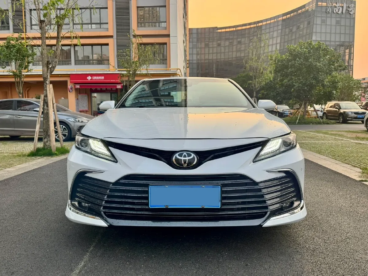 2023 Toyota Camry 2.0L 177HP L4 CVT,autocango,china used car exporter,china ev exporter,chinese used car exporter,chinese used ev exporter