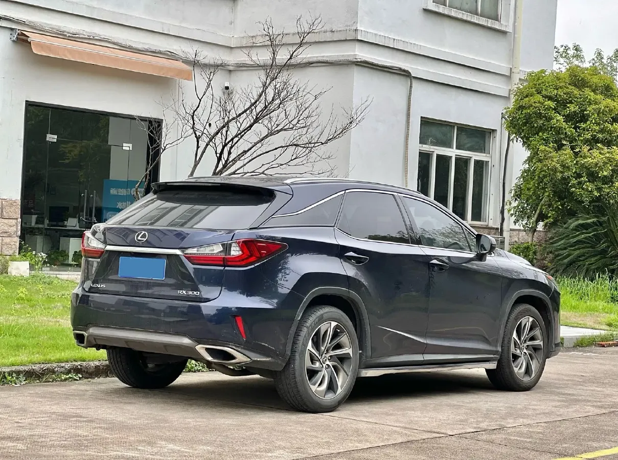 2016 Mercedes-Benz A AMG 2.0T 381HP L4 7DCT,autocango,china used car exporter,china ev exporter,chinese used car exporter,chinese used ev exporter