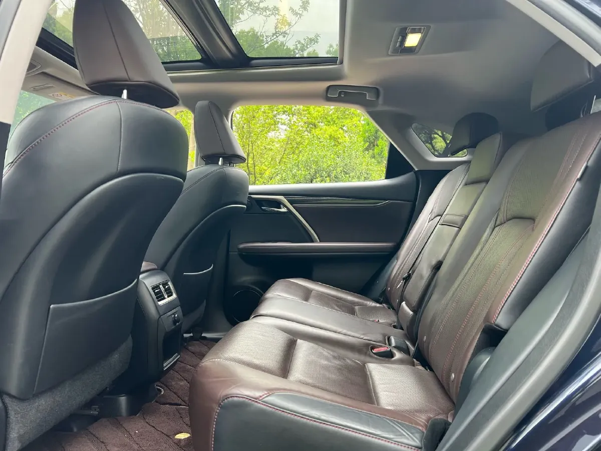 2016 Mercedes-Benz A AMG 2.0T 381HP L4 7DCT,autocango,china used car exporter,china ev exporter,chinese used car exporter,chinese used ev exporter