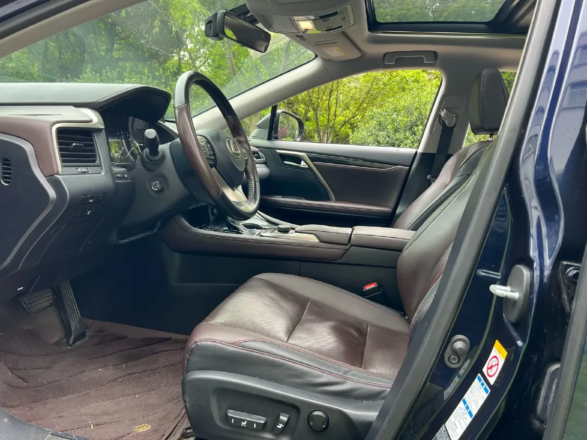 2016 Mercedes-Benz A AMG 2.0T 381HP L4 7DCT,autocango,china used car exporter,china ev exporter,chinese used car exporter,chinese used ev exporter