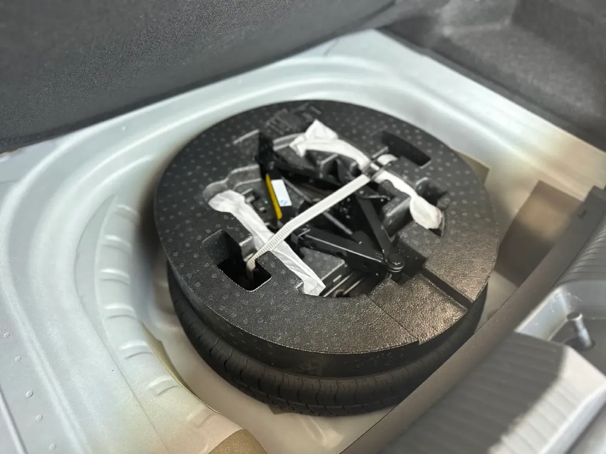 2019 Bestune T77 1.2T 143HP L4 7DCT,autocango,china used car exporter,china ev exporter,chinese used car exporter,chinese used ev exporter