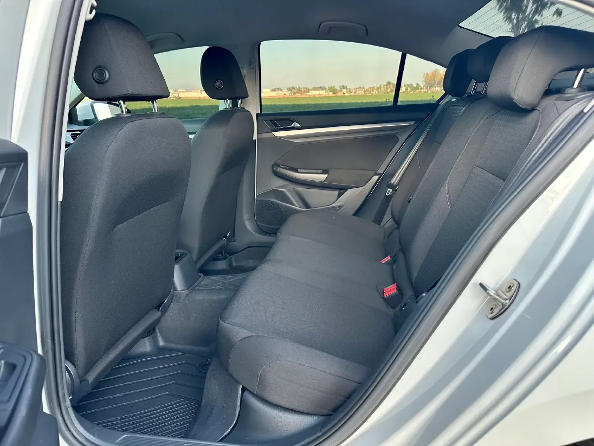 2019 Bestune T77 1.2T 143HP L4 7DCT,autocango,china used car exporter,china ev exporter,chinese used car exporter,chinese used ev exporter