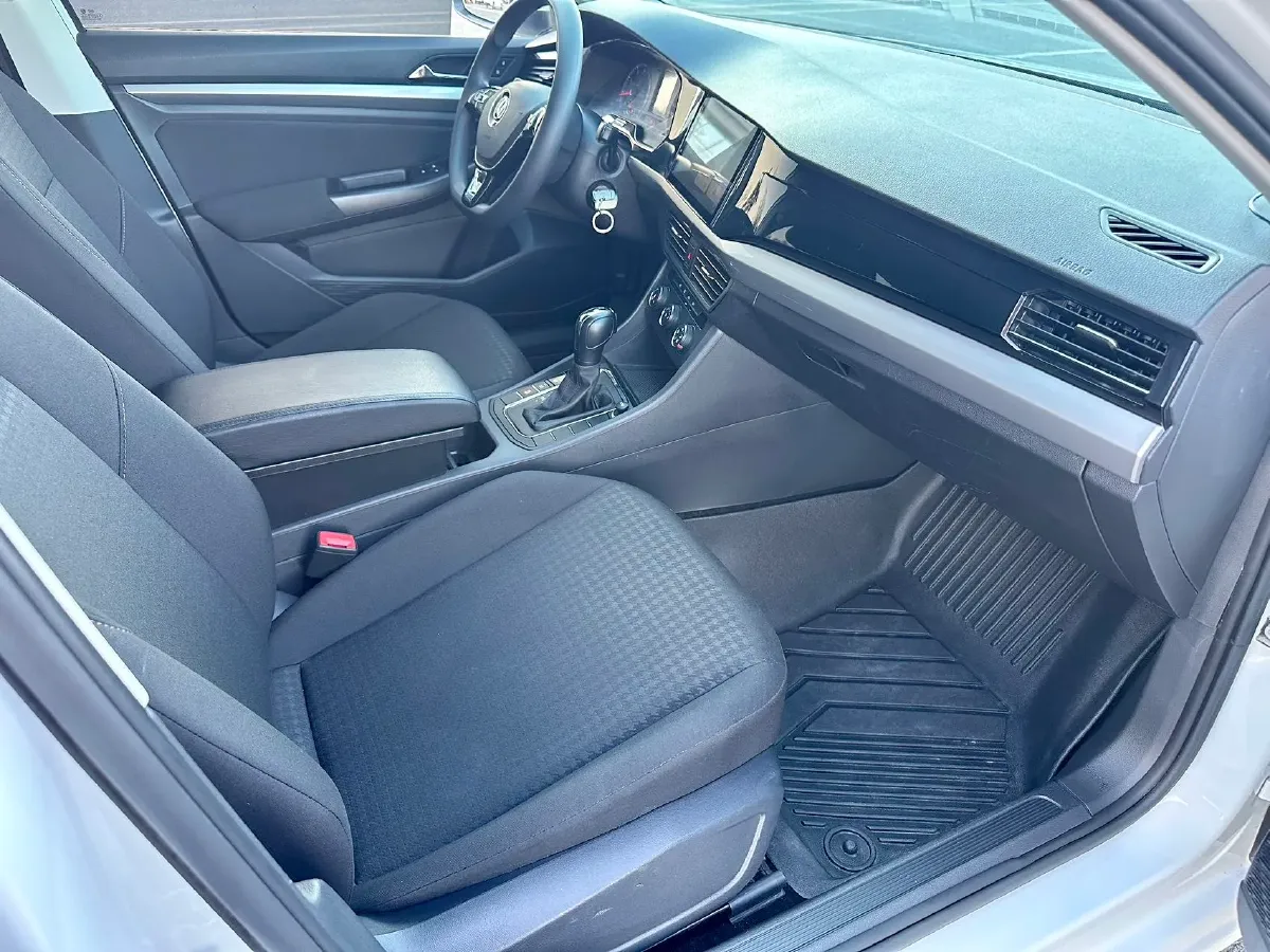 2019 Bestune T77 1.2T 143HP L4 7DCT,autocango,china used car exporter,china ev exporter,chinese used car exporter,chinese used ev exporter