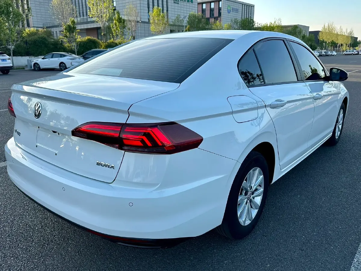 2019 Bestune T77 1.2T 143HP L4 7DCT,autocango,china used car exporter,china ev exporter,chinese used car exporter,chinese used ev exporter