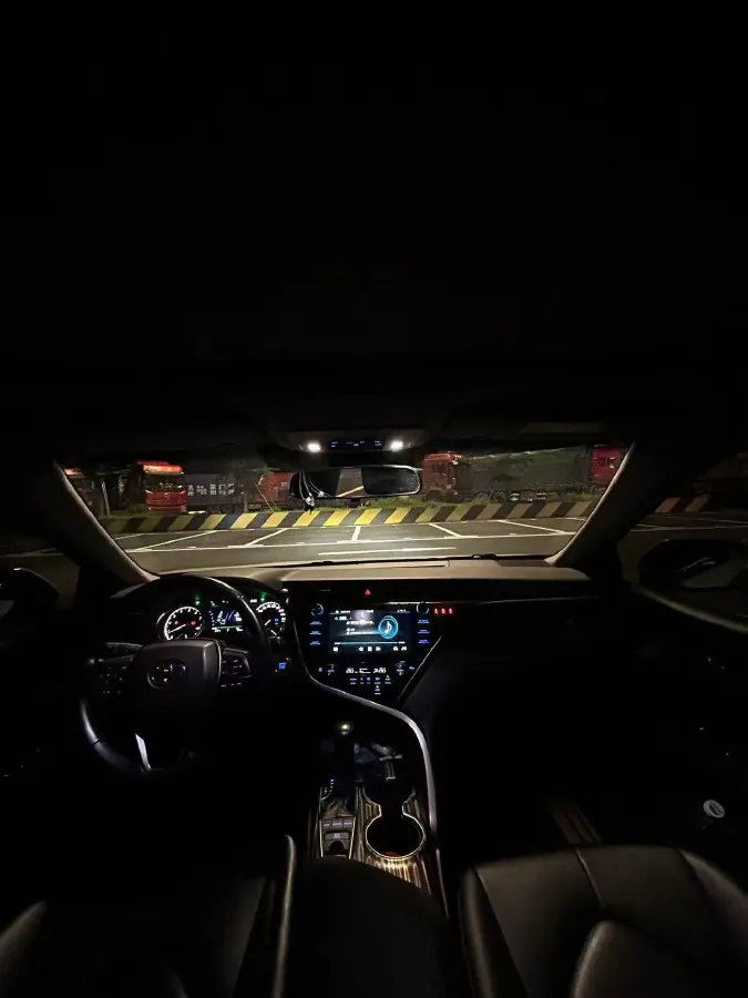 2019 Toyota Camry 2.5L 209HP L4 8AT,autocango,china used car exporter,china ev exporter,chinese used car exporter,chinese used ev exporter