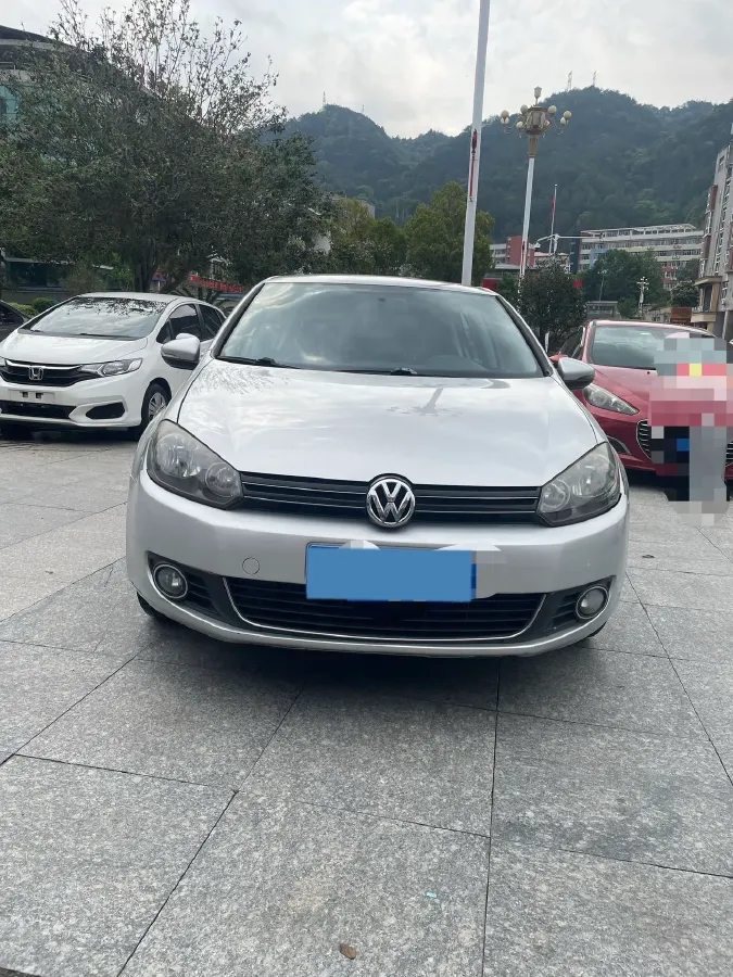 2012 Volkswagen Golf 1.6L 105HP L4 6AT,autocango,china used car exporter,china ev exporter,chinese used car exporter,chinese used ev exporter