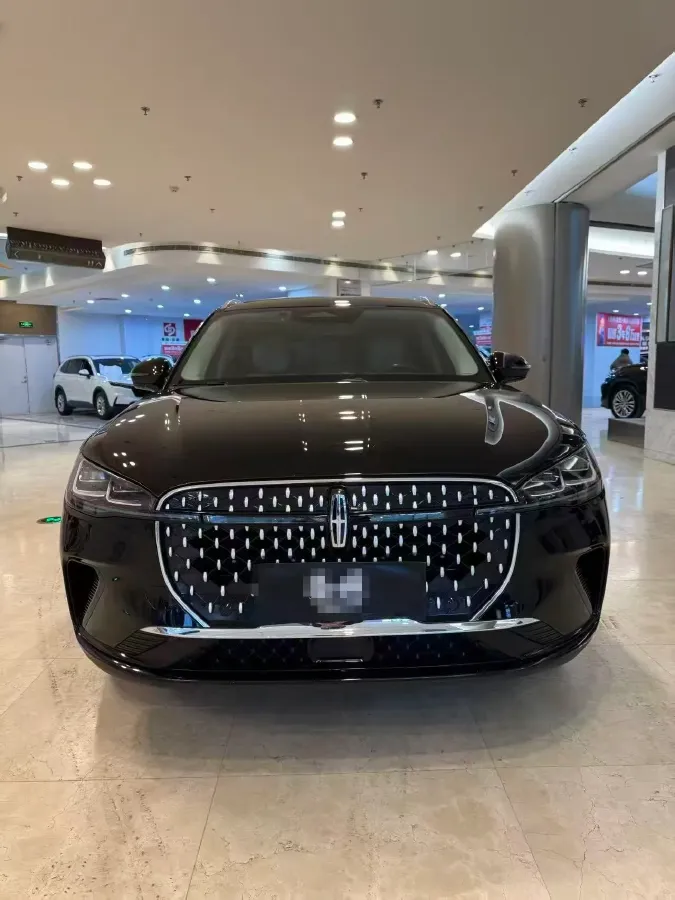 2023 Lincoln Corsair 2.0T 261HP L4 8AT,autocango,china used car exporter,china ev exporter,chinese used car exporter,chinese used ev exporter