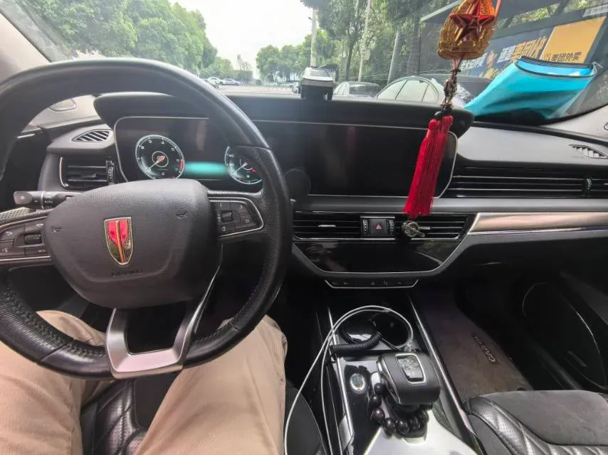 2019 HongQi HS5 2.0T 224HP L4 6AT,autocango,china used car exporter,china ev exporter,chinese used car exporter,chinese used ev exporter