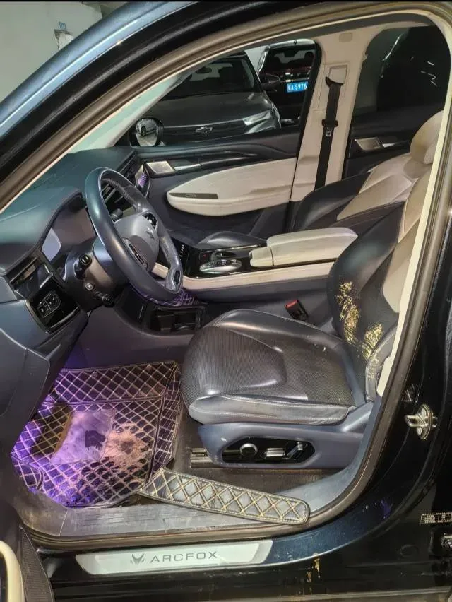 2022 ARCFOX αT BEV 93.6KWH,autocango,china used car exporter,china ev exporter,chinese used car exporter,chinese used ev exporter