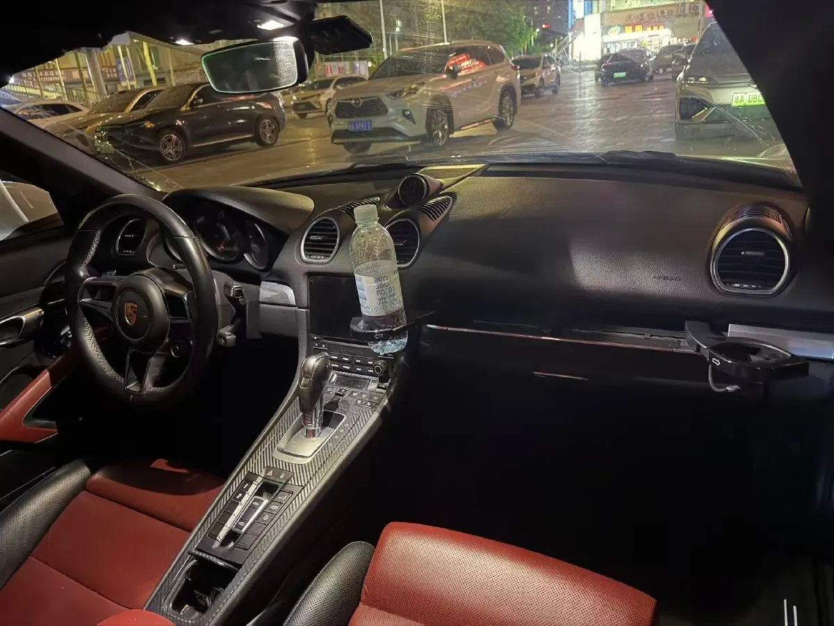 2018 Porsche 718 2.0T 250HP H4 7DCT,autocango,china used car exporter,china ev exporter,chinese used car exporter,chinese used ev exporter