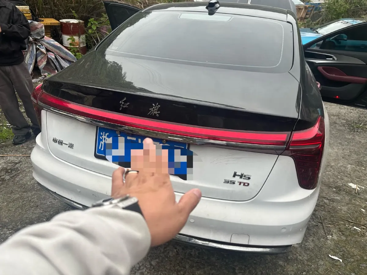 2022 HongQi H5 1.5T 169HP L4 7DCT,autocango,china used car exporter,china ev exporter,chinese used car exporter,chinese used ev exporter