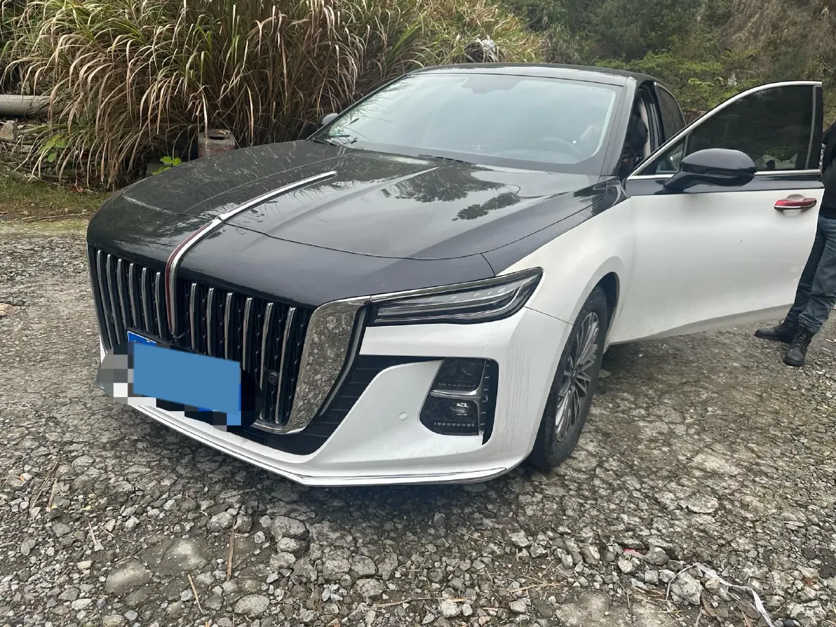 2022 HongQi H5 1.5T 169HP L4 7DCT,autocango,china used car exporter,china ev exporter,chinese used car exporter,chinese used ev exporter