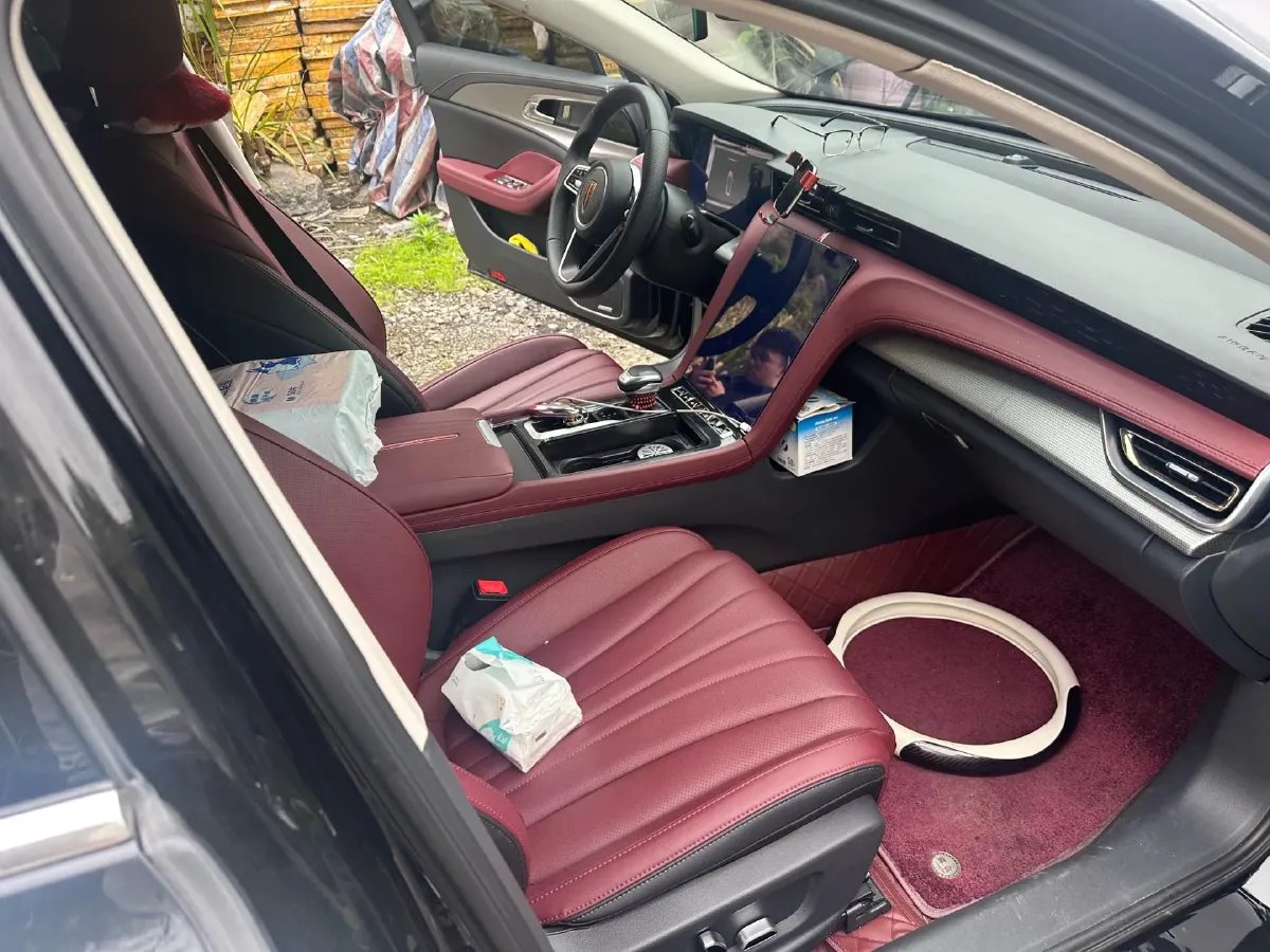 2022 HongQi H5 1.5T 169HP L4 7DCT,autocango,china used car exporter,china ev exporter,chinese used car exporter,chinese used ev exporter