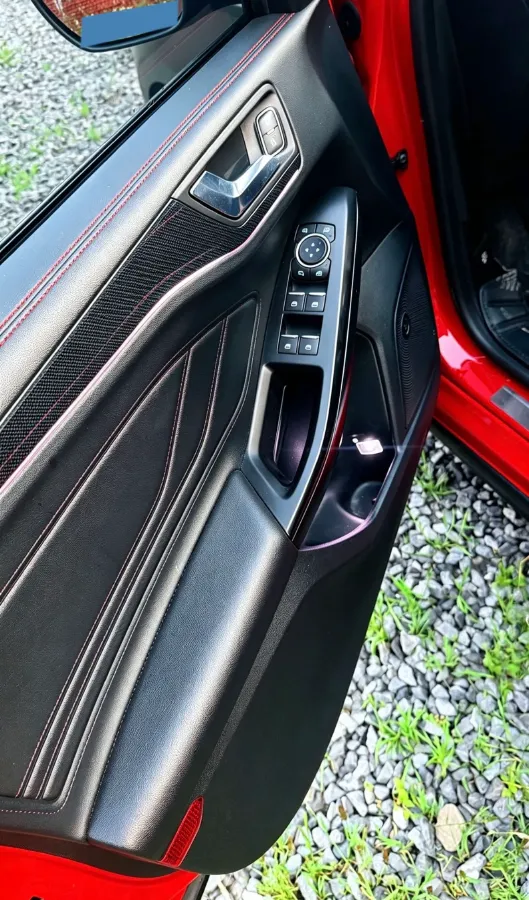 2021 Ford Focus 1.5T 174HP L3 8AT,autocango,china used car exporter,china ev exporter,chinese used car exporter,chinese used ev exporter