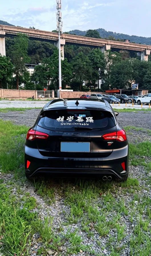 2021 Ford Focus 1.5T 174HP L3 8AT,autocango,china used car exporter,china ev exporter,chinese used car exporter,chinese used ev exporter