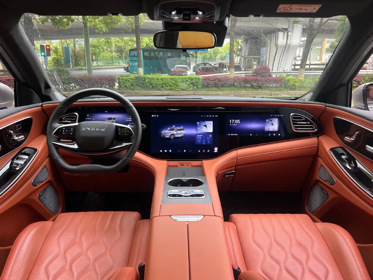 2025 Exceed VXC-DM 1.5T 156HP L4 3DHT PHEV 34.46KWH,autocango,china used car exporter,china ev exporter,chinese used car exporter,chinese used ev exporter