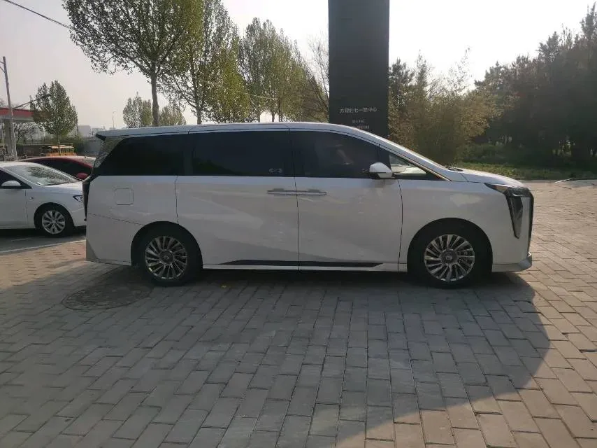 2023 GAC Trumpchi M8 2.0T 252HP L4 8AT,autocango,china used car exporter,china ev exporter,chinese used car exporter,chinese used ev exporter