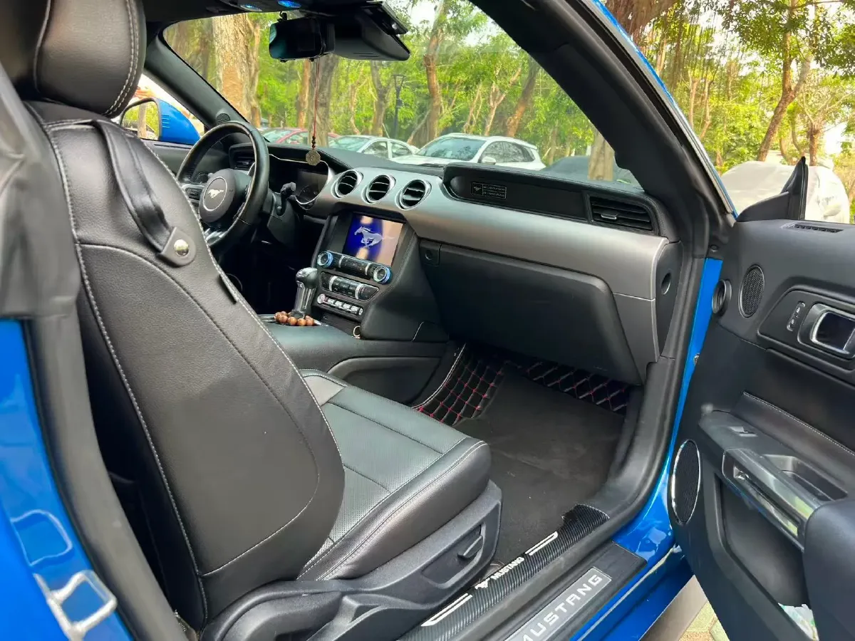 2020 Ford Mustang 2.3T 299HP L4 10AT,autocango,china used car exporter,china ev exporter,chinese used car exporter,chinese used ev exporter