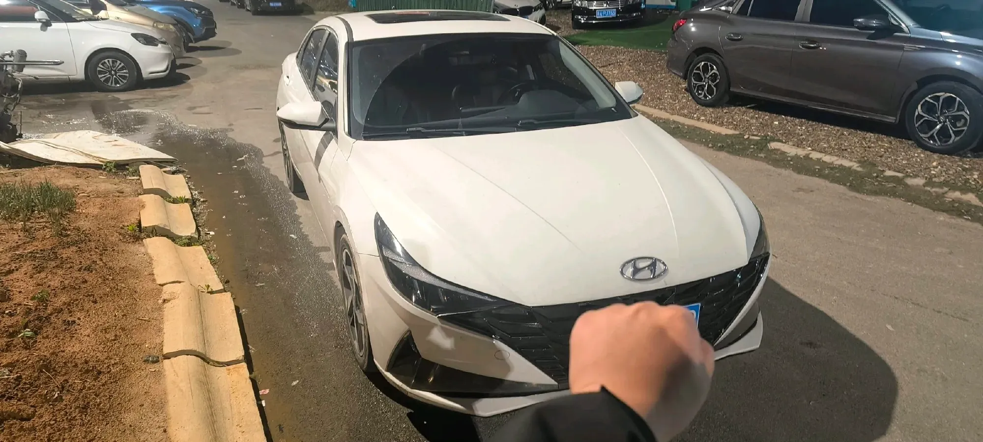 2022 Hyundai Elantra 1.5L 115HP L4 CVT,autocango,china used car exporter,china ev exporter,chinese used car exporter,chinese used ev exporter