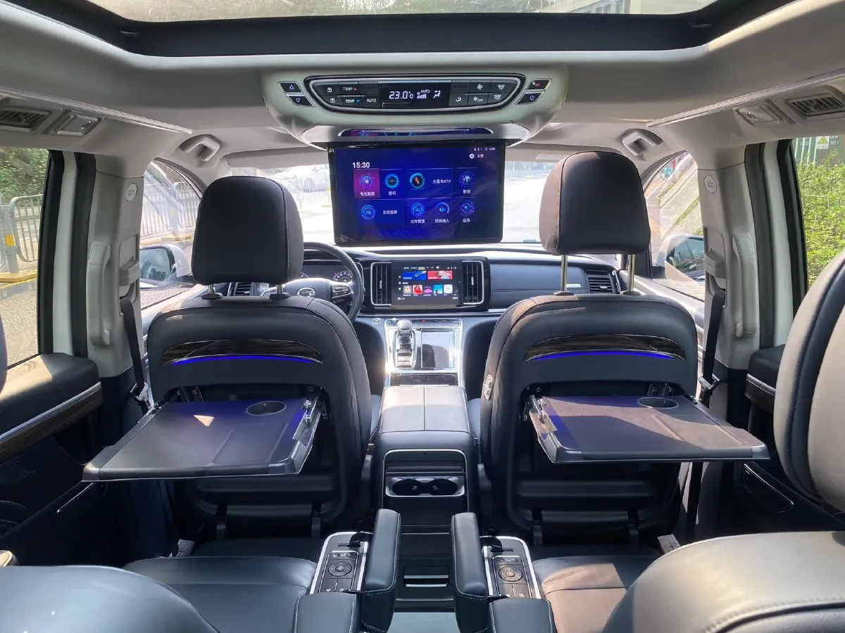 2021 GAC Trumpchi M8 2.0T 252HP L4 8AT,autocango,china used car exporter,china ev exporter,chinese used car exporter,chinese used ev exporter