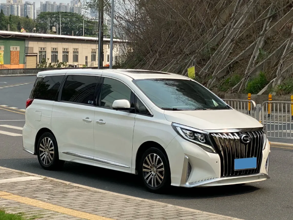 2021 GAC Trumpchi M8 2.0T 252HP L4 8AT,autocango,china used car exporter,china ev exporter,chinese used car exporter,chinese used ev exporter