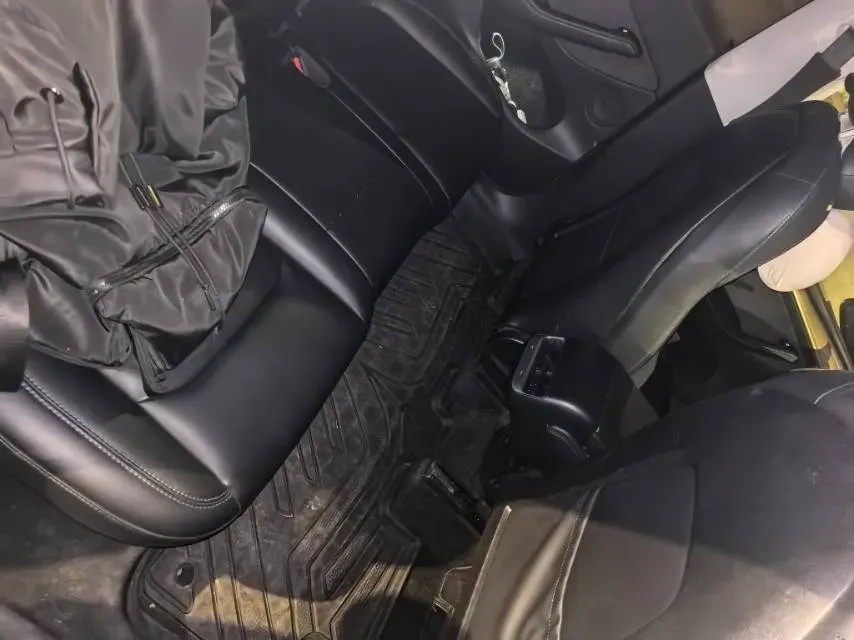 2022 Tesla Model Y BEV 60KWH,autocango,china used car exporter,china ev exporter,chinese used car exporter,chinese used ev exporter