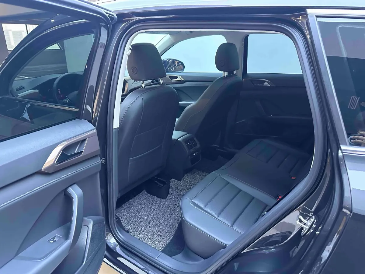 2021 Volkswagen Tharu 1.4T 150HP L4 7DCT,autocango,china used car exporter,china ev exporter,chinese used car exporter,chinese used ev exporter