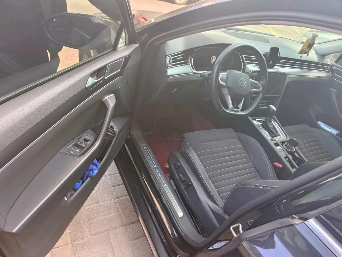 2023 Volkswagen Magotan 2.0T 186HP L4 7DCT,autocango,china used car exporter,china ev exporter,chinese used car exporter,chinese used ev exporter