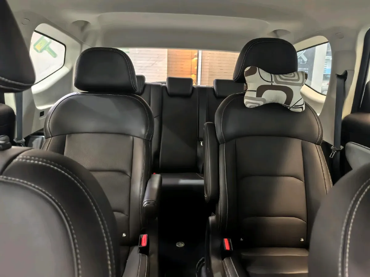 2025 Livan 8 BEV 68.03KWH,autocango,china used car exporter,china ev exporter,chinese used car exporter,chinese used ev exporter