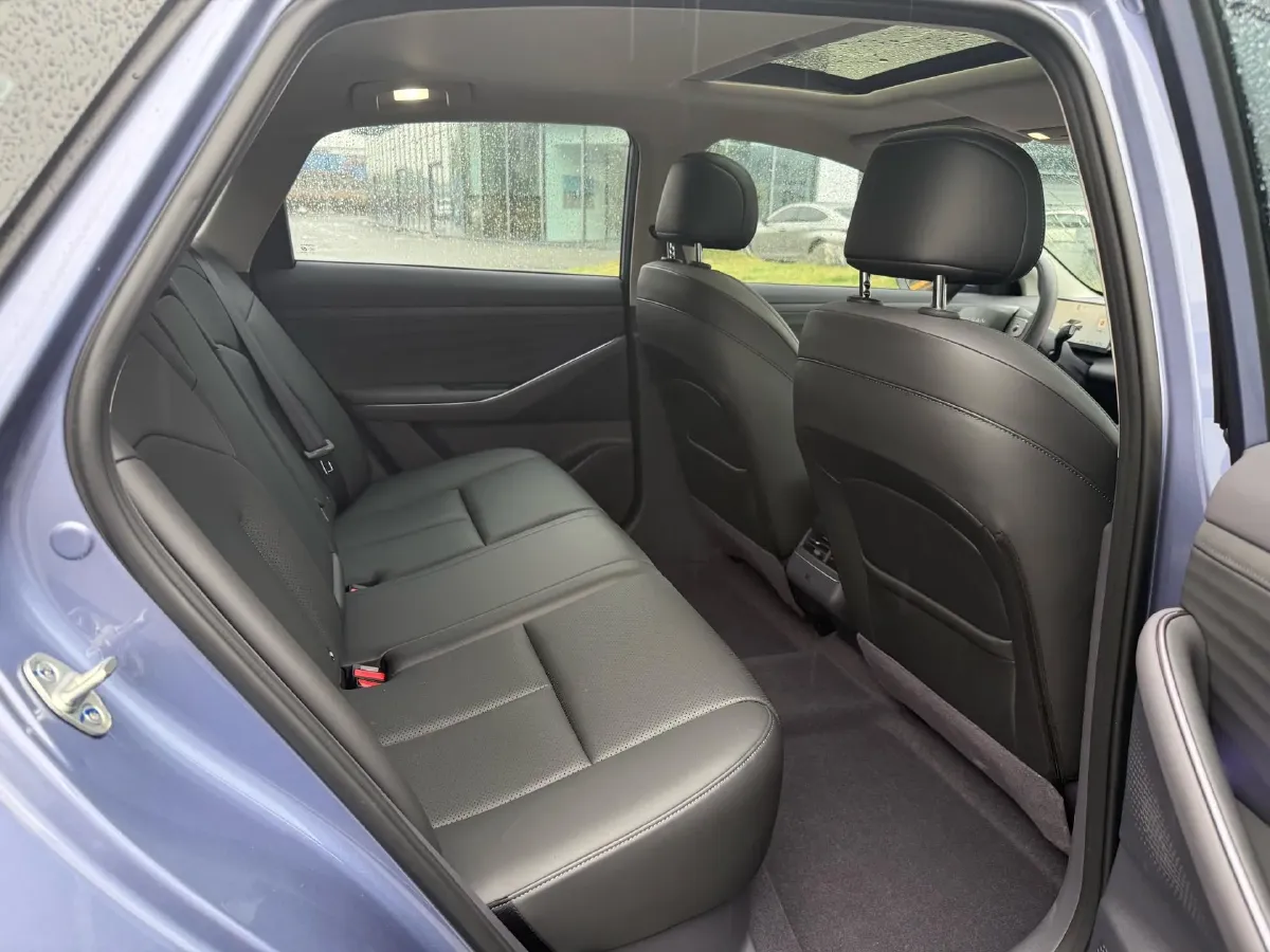 2026 Nissan N7 1.5L 102HP L4 1DHT PHEV,autocango,china used car exporter,china ev exporter,chinese used car exporter,chinese used ev exporter