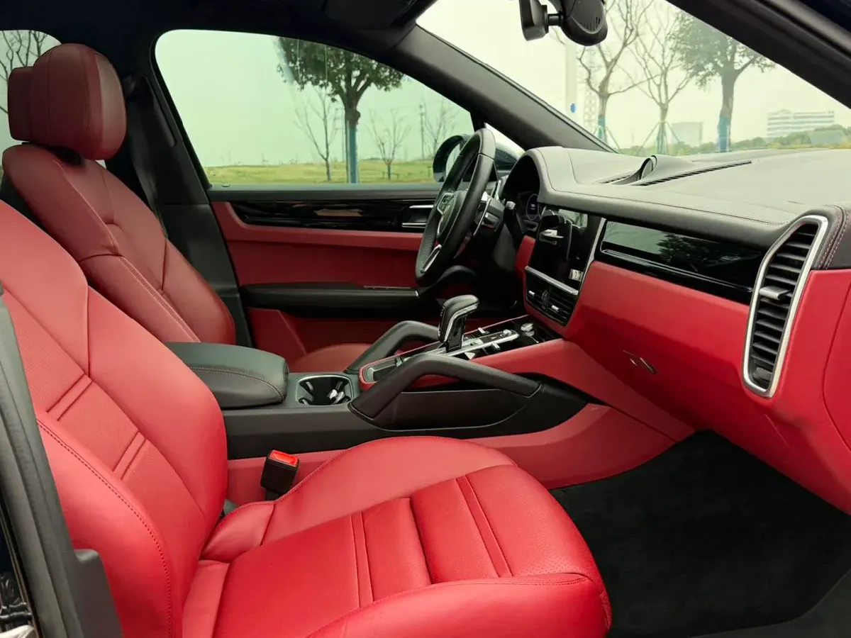 2019 Porsche Cayenne 3.0T 340HP V6 8AT,autocango,china used car exporter,china ev exporter,chinese used car exporter,chinese used ev exporter