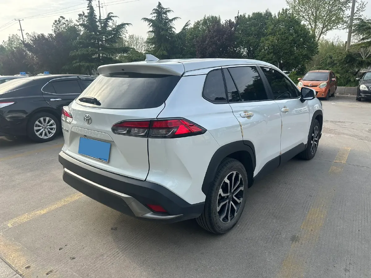 2023 Toyota Frontlander 2.0L 171HP L4 CVT,autocango,china used car exporter,china ev exporter,chinese used car exporter,chinese used ev exporter