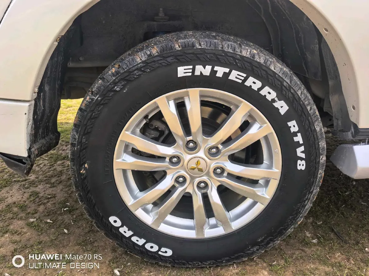 2018 Mitsubishi Pajero 3.0L 174HP V6 5AT,autocango,china used car exporter,china ev exporter,chinese used car exporter,chinese used ev exporter