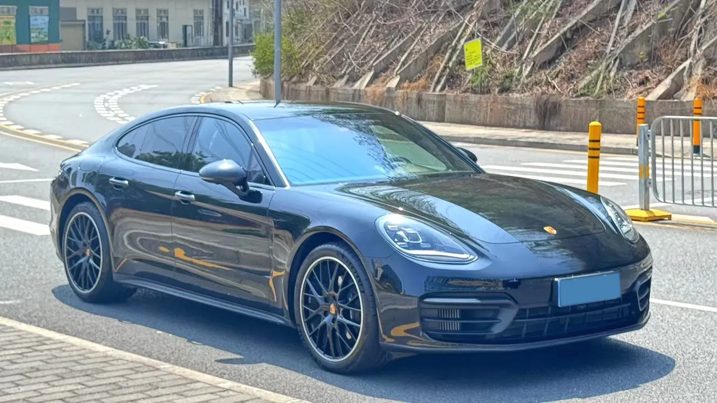 2023 Porsche Panamera 2.9T 330HP V6 8DCT,autocango,china used car exporter,china ev exporter,chinese used car exporter,chinese used ev exporter
