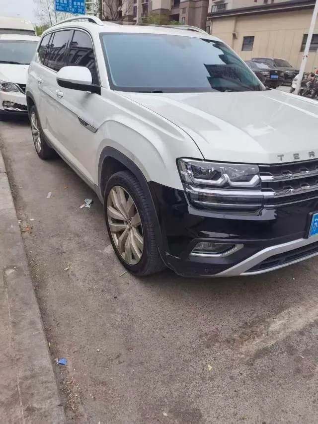 2019 Volkswagen Teramont 2.0T 186HP L4 7DCT,autocango,china used car exporter,china ev exporter,chinese used car exporter,chinese used ev exporter