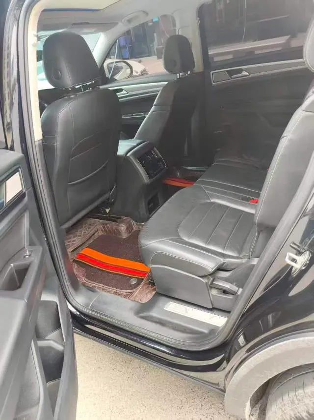 2019 Volkswagen Teramont 2.0T 186HP L4 7DCT,autocango,china used car exporter,china ev exporter,chinese used car exporter,chinese used ev exporter
