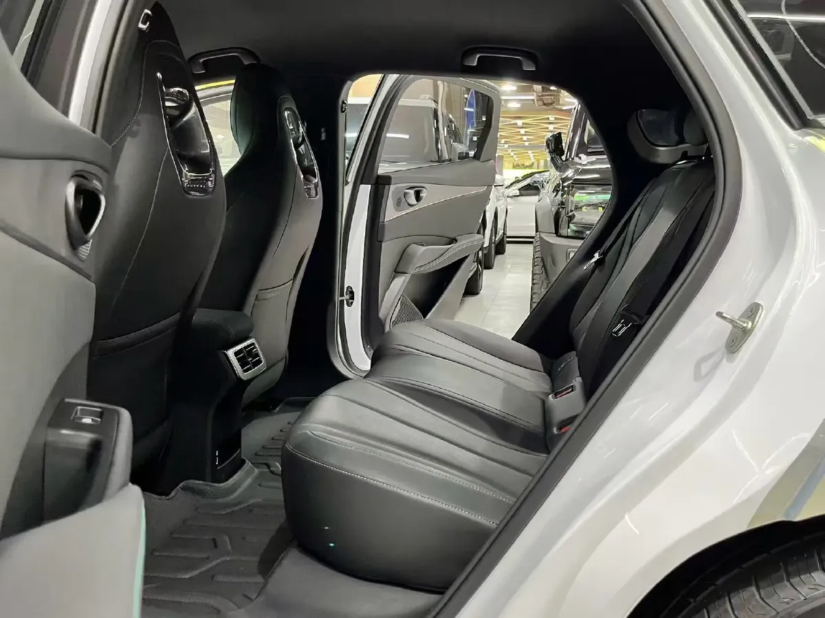 2024 BYD Seal06 1.5L 101HP L4 E-CVT PHEV 10.08KWH,autocango,china used car exporter,china ev exporter,chinese used car exporter,chinese used ev exporter