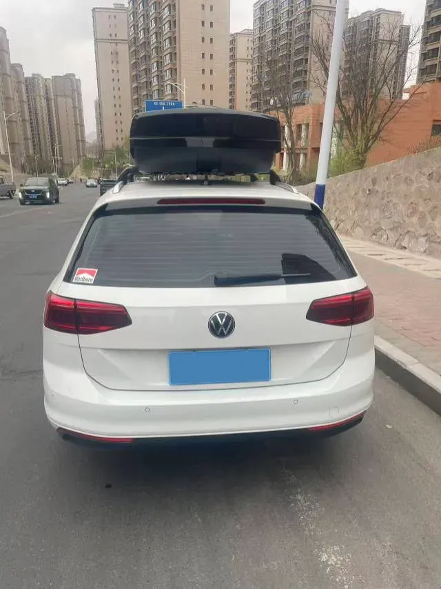 2021 Volkswagen Alltrack 2.0T 190HP L4 7DCT,autocango,china used car exporter,china ev exporter,chinese used car exporter,chinese used ev exporter