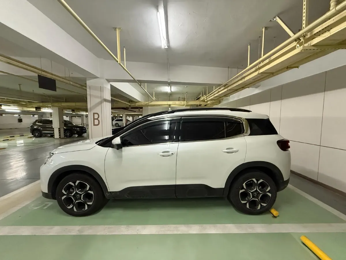 2023 Citroen C5 Aircross 1.6T 175HP L4 8AT,autocango,china used car exporter,china ev exporter,chinese used car exporter,chinese used ev exporter