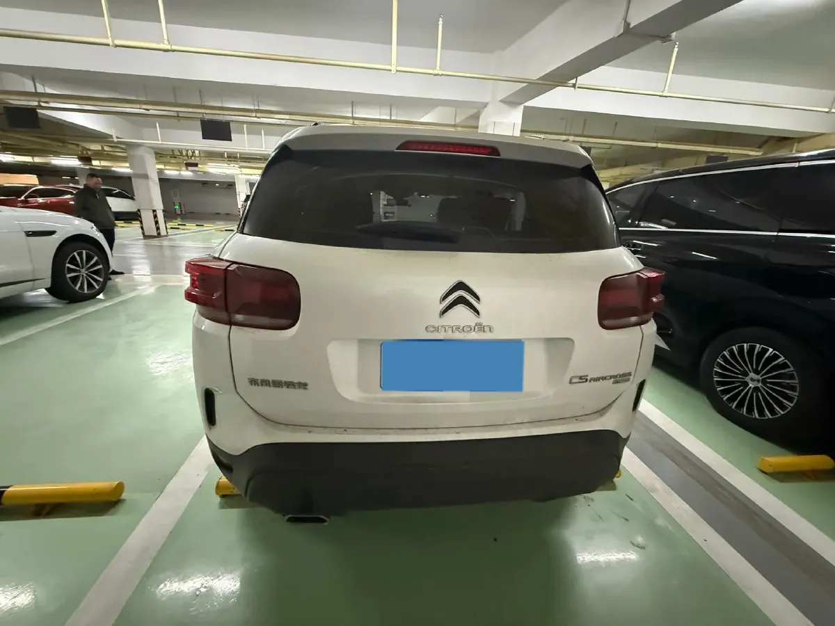 2023 Citroen C5 Aircross 1.6T 175HP L4 8AT,autocango,china used car exporter,china ev exporter,chinese used car exporter,chinese used ev exporter
