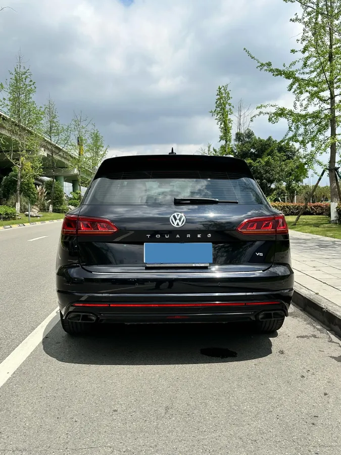 2019 Volkswagen Touareg 3.0T 340HP V6 8AT,autocango,china used car exporter,china ev exporter,chinese used car exporter,chinese used ev exporter