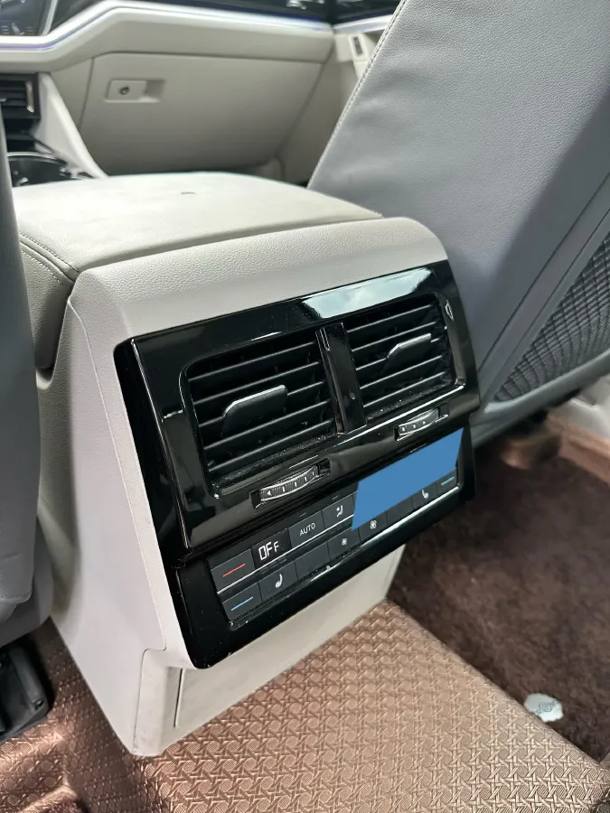 2019 Volkswagen Touareg 3.0T 340HP V6 8AT,autocango,china used car exporter,china ev exporter,chinese used car exporter,chinese used ev exporter