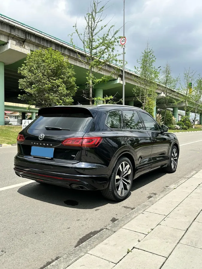 2019 Volkswagen Touareg 3.0T 340HP V6 8AT,autocango,china used car exporter,china ev exporter,chinese used car exporter,chinese used ev exporter