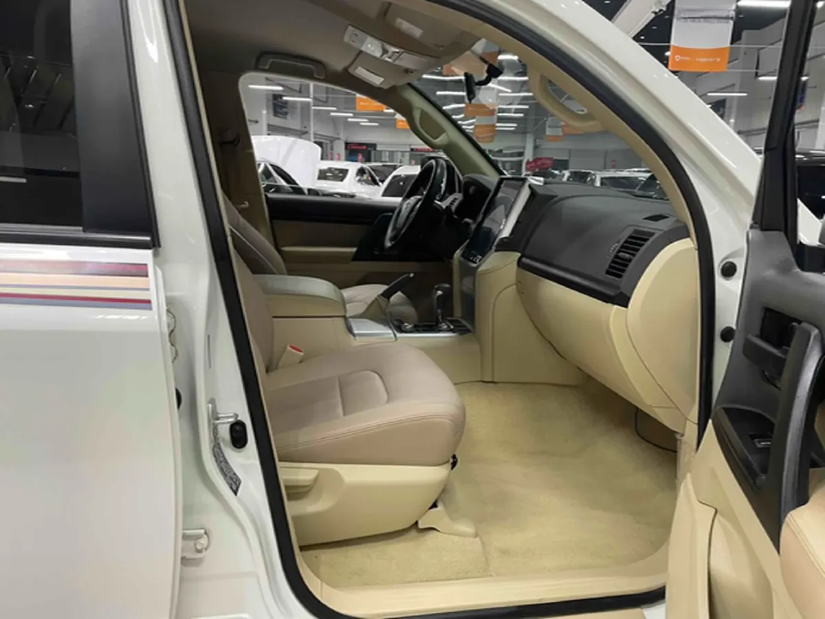 2016 Toyota Land Cruiser 4.0L 275HP V6 5AT,autocango,china used car exporter,china ev exporter,chinese used car exporter,chinese used ev exporter