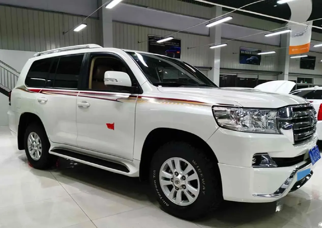 2016 Toyota Land Cruiser 4.0L 275HP V6 5AT,autocango,china used car exporter,china ev exporter,chinese used car exporter,chinese used ev exporter