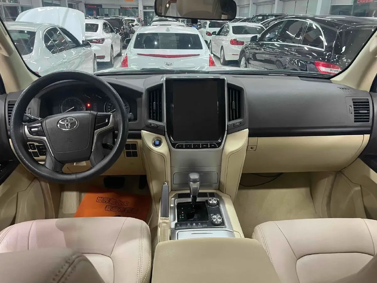 2016 Toyota Land Cruiser 4.0L 275HP V6 5AT,autocango,china used car exporter,china ev exporter,chinese used car exporter,chinese used ev exporter